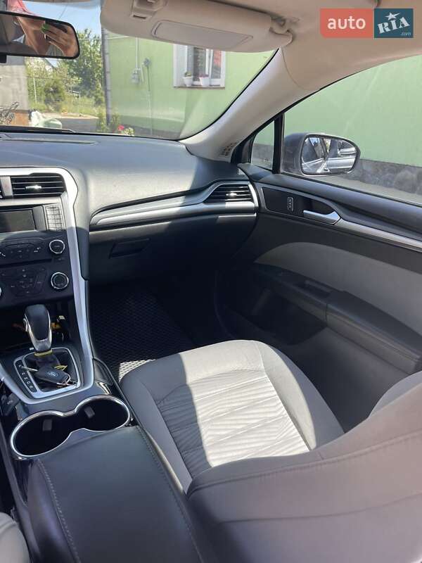 Седан Ford Fusion 2016 в Хмельницком