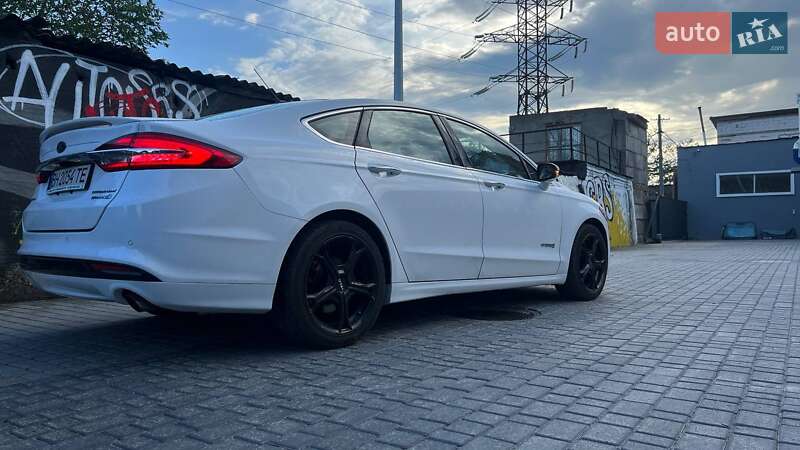 Седан Ford Fusion 2017 в Одессе
