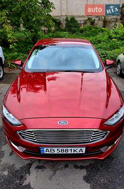 Седан Ford Fusion 2018 в 