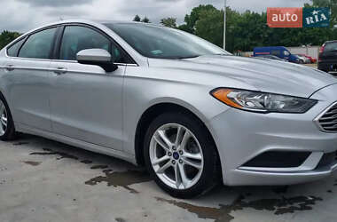 Седан Ford Fusion 2015 в 