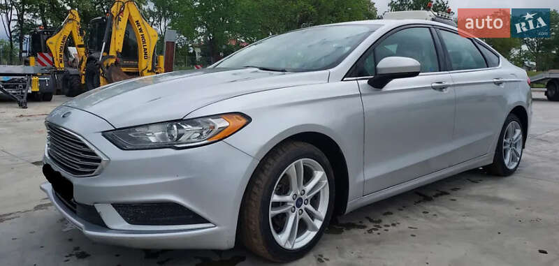 Седан Ford Fusion 2015 в Львові