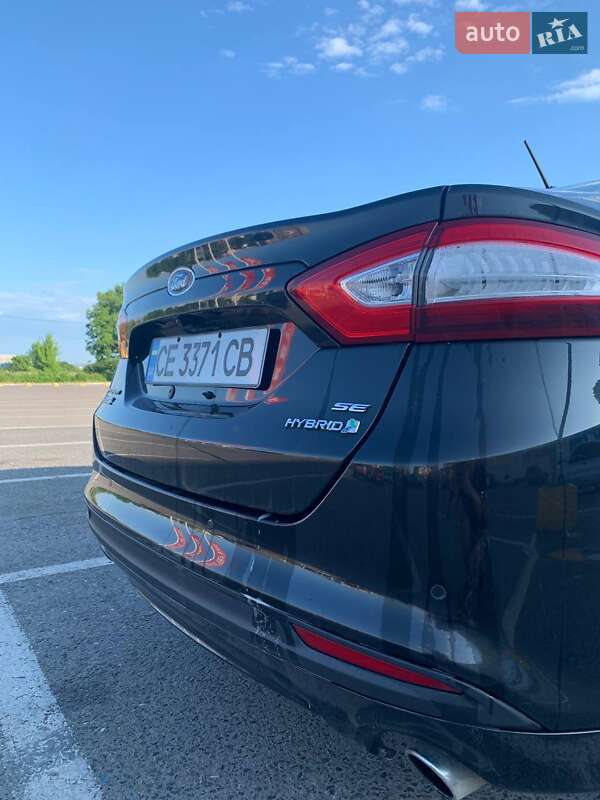 Седан Ford Fusion 2012 в Черновцах