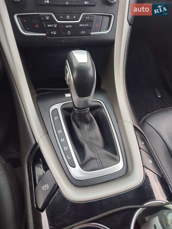 Седан Ford Fusion 2016 в Харькове