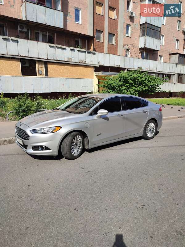 Седан Ford Fusion 2016 в Харькове