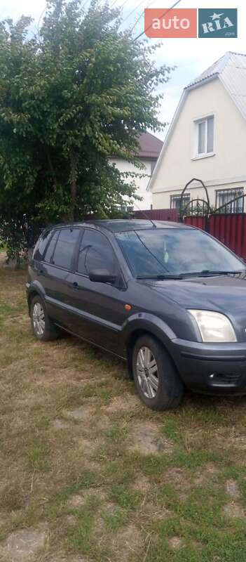 Хэтчбек Ford Fusion 2004 в Черкассах