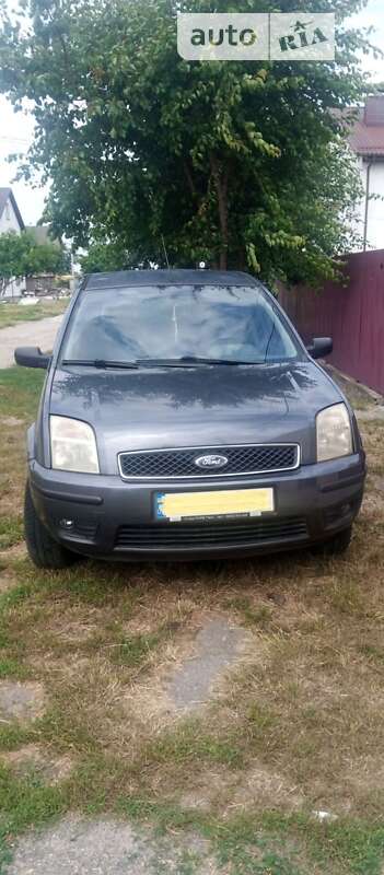 Ford Fusion 2004