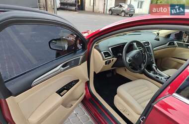 Седан Ford Fusion 2014 в 