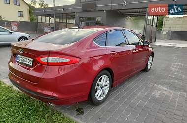 Седан Ford Fusion 2014 в 
