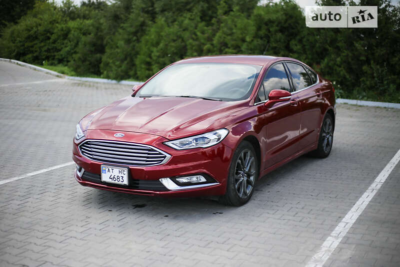 Седан Ford Fusion 2017 в Бучачі
