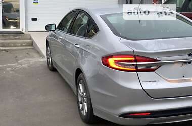 Седан Ford Fusion 2017 в Овруче