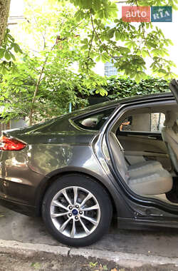 Седан Ford Fusion 2016 в Киеве