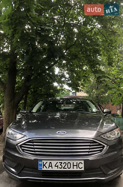 Седан Ford Fusion 2016 в Киеве