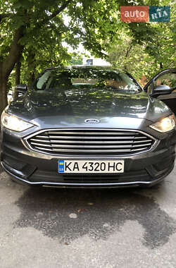 Седан Ford Fusion 2016 в Киеве