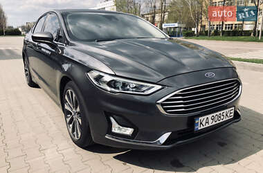 Седан Ford Fusion 2020 в 