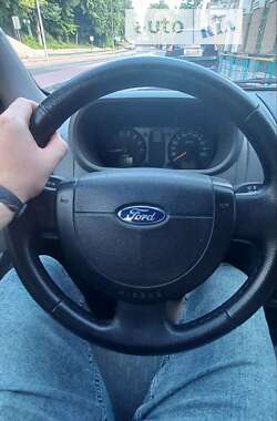 Хэтчбек Ford Fusion 2003 в Могилев-Подольске