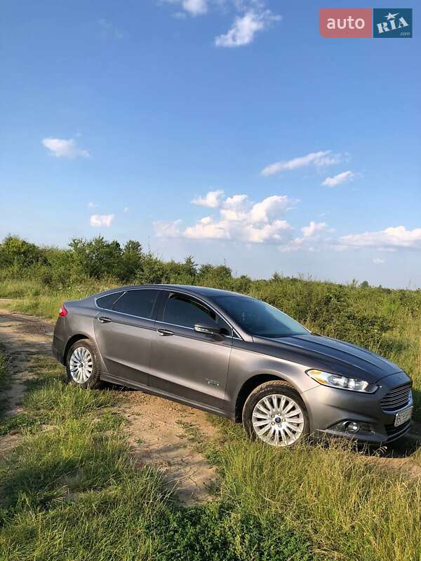 Седан Ford Fusion 2013 в Стрые фото 25 Седан Ford Fusion 2013 в Стрые