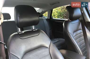 Седан Ford Fusion 2013 в 