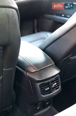 Седан Ford Fusion 2013 в 