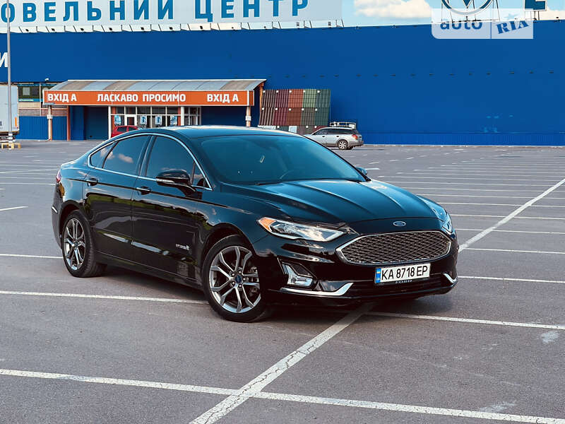 Седан Ford Fusion 2019 в Каменец-Подольском