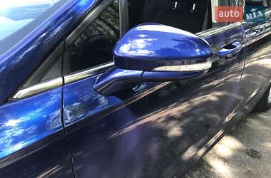 Седан Ford Fusion 2013 в 