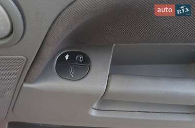 Хэтчбек Ford Fusion 2003 в 