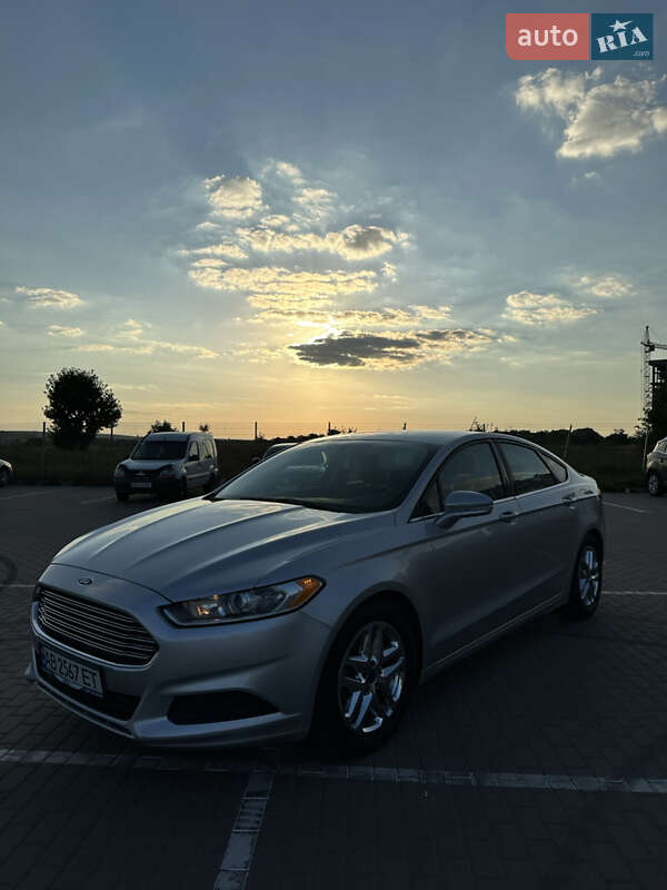 Седан Ford Fusion 2014 в Виннице