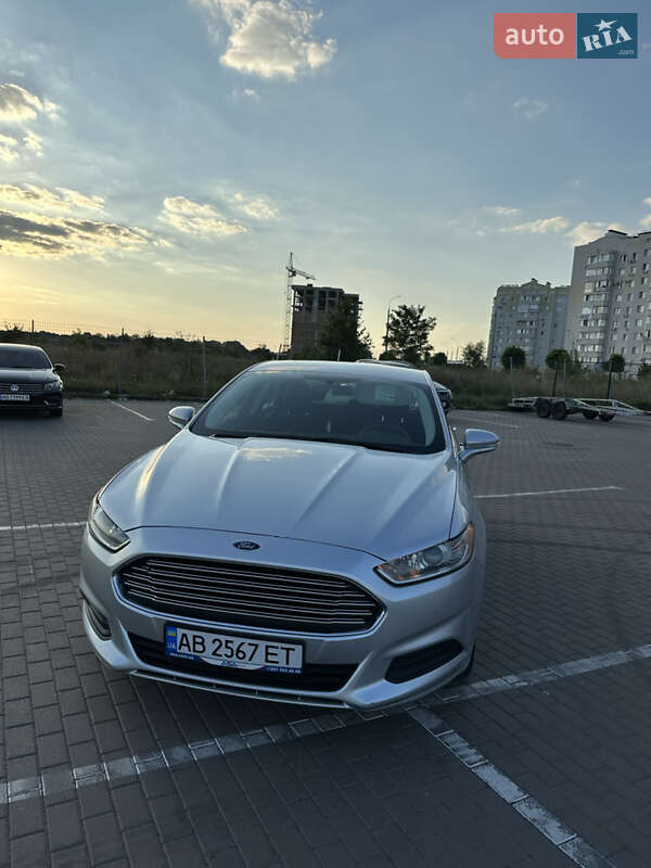 Седан Ford Fusion 2014 в Виннице
