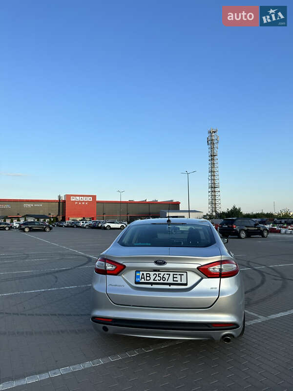 Седан Ford Fusion 2014 в Виннице