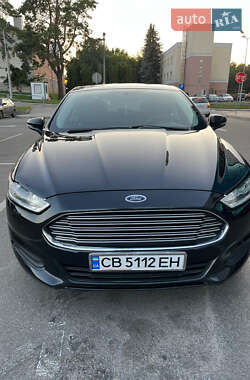 Седан Ford Fusion 2013 в 