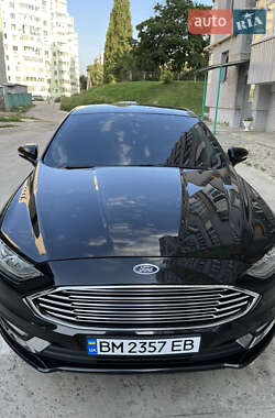 Седан Ford Fusion 2016 в 