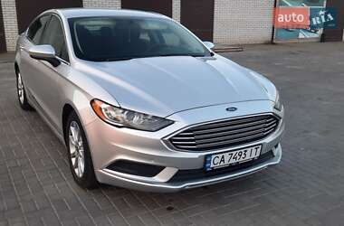 Седан Ford Fusion 2016 в Умани