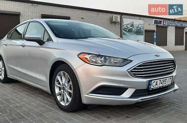 Седан Ford Fusion 2016 в Умані