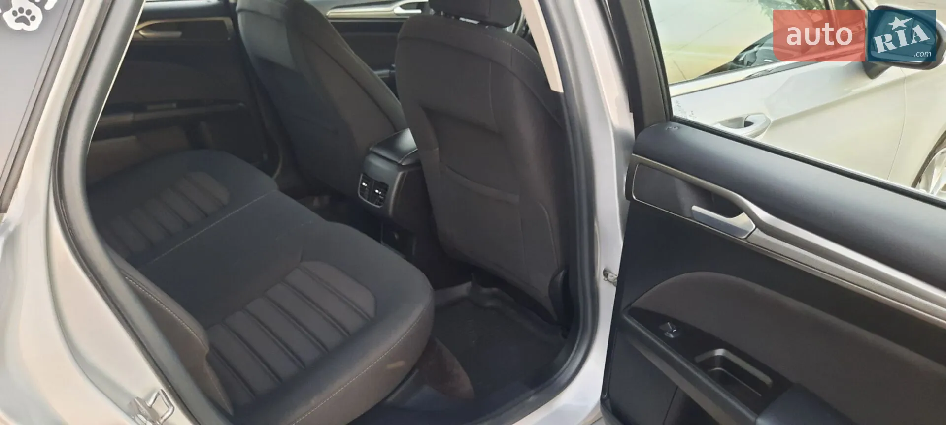 2016 Ford Fusion - мініатюра 37