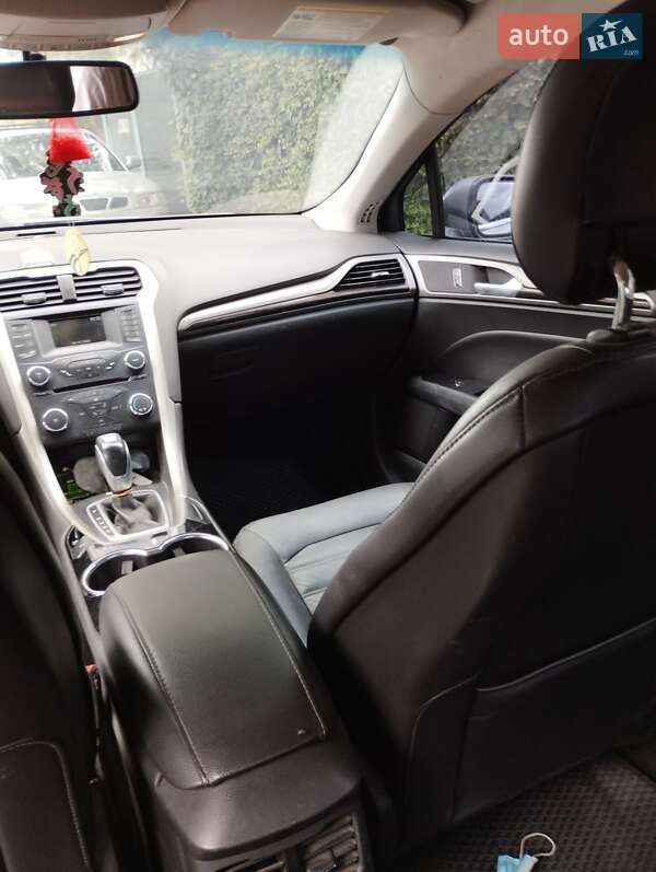 Седан Ford Fusion 2014 в Черноморске фото 4 Седан Ford Fusion 2014 в Черноморске