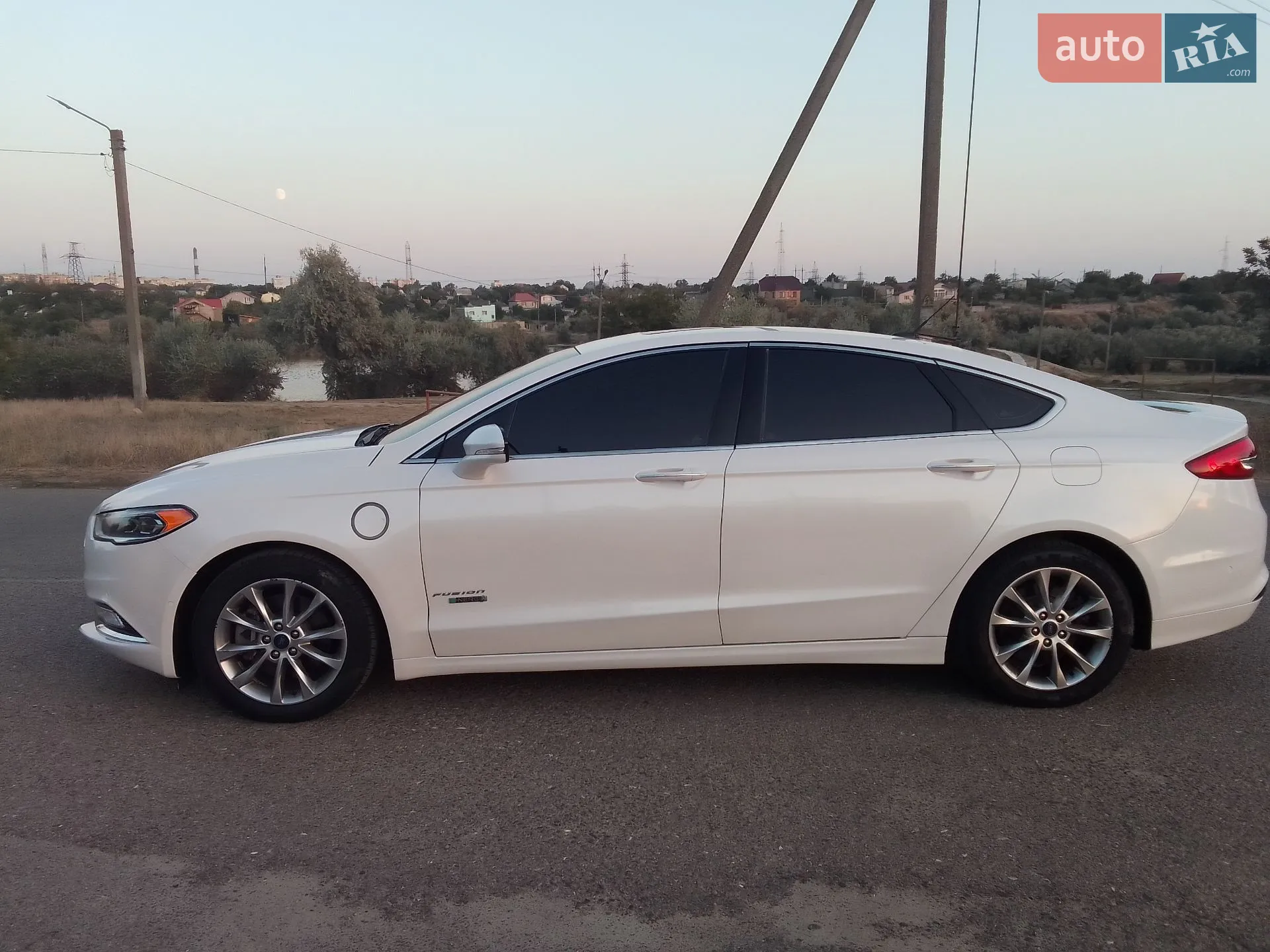 2016 Ford Fusion - мініатюра 5