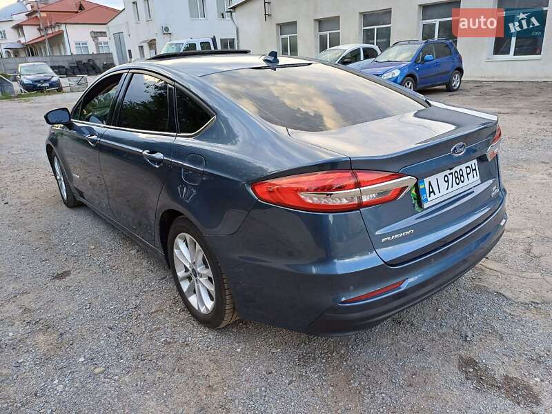 Седан Ford Fusion 2019 в Борисполе