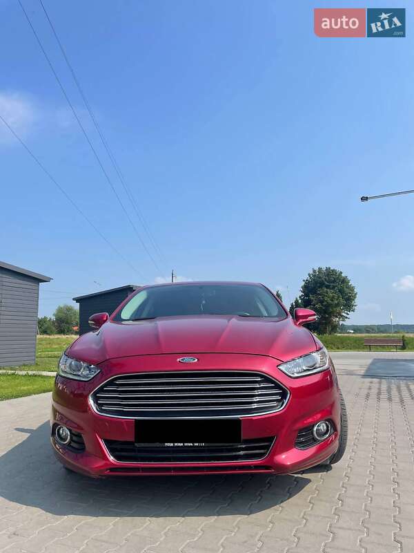 Седан Ford Fusion 2013 в Львове