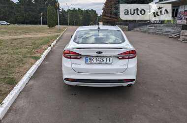 Седан Ford Fusion 2017 в Рівному