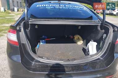 Седан Ford Fusion 2014 в 