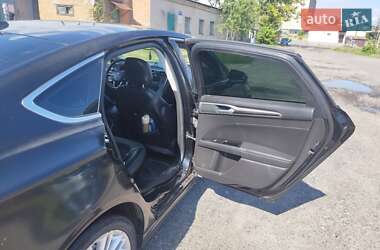 Седан Ford Fusion 2014 в Миргороде