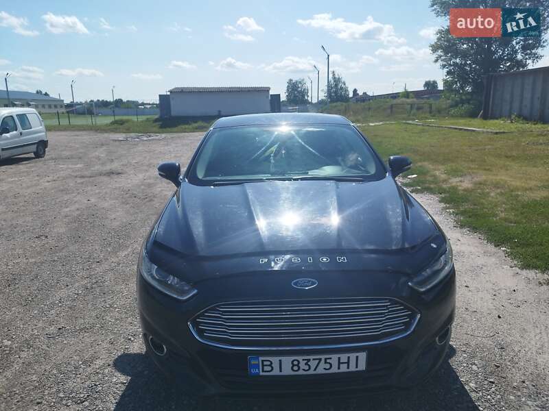 Седан Ford Fusion 2014 в 