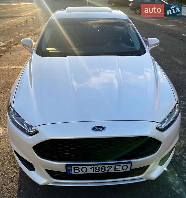 Седан Ford Fusion 2014 в Тернополі