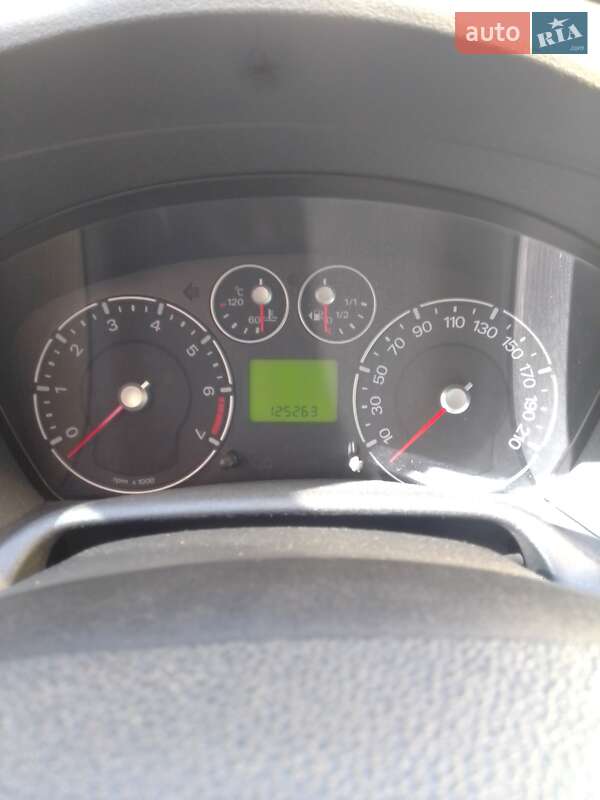 Хетчбек Ford Fusion 2011 в Києві