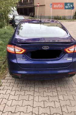 Седан Ford Fusion 2014 в 
