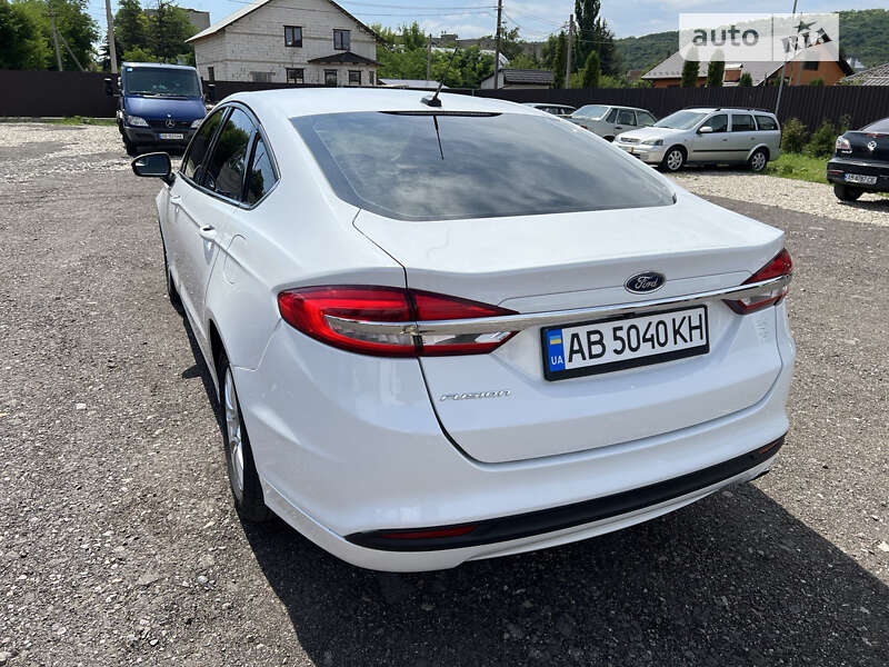 Седан Ford Fusion 2017 в Могилів-Подільському