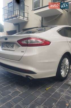 Седан Ford Fusion 2013 в Ужгороде