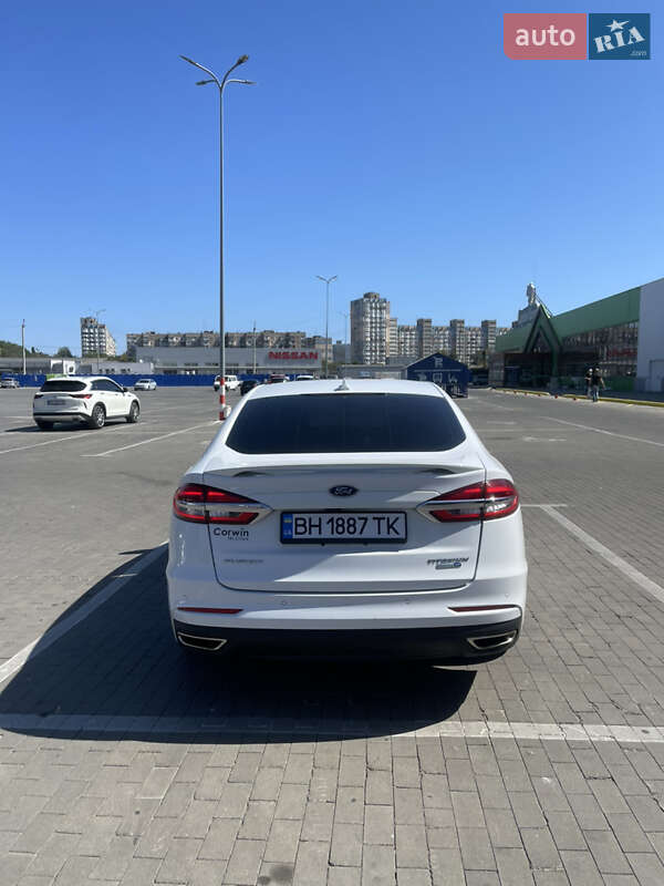 Седан Ford Fusion 2020 в Одессе