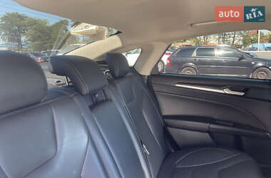 Седан Ford Fusion 2020 в 