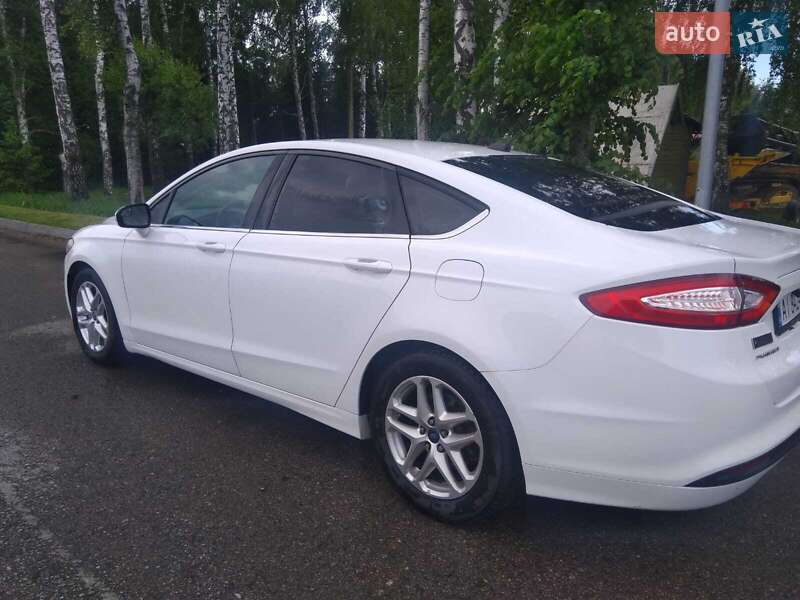 Седан Ford Fusion 2013 в Киеве