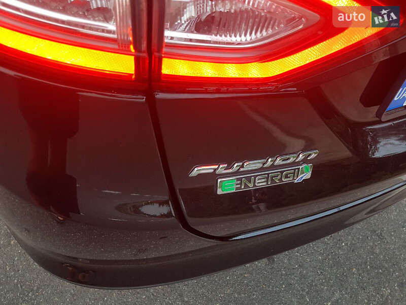 Седан Ford Fusion 2015 в Киеве